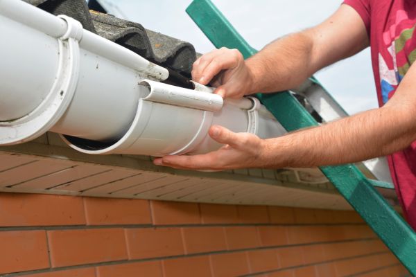Cost of Large Gutter Repair in Greenfield